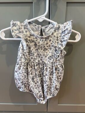CityMouse Ruffle Sleeve Baby Romper